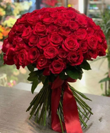 BOUQUET RDEČIH VRTNIC